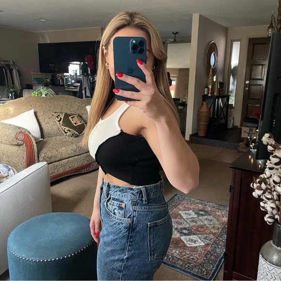 Iamkoko.la | One of a kind “DIOR” logo vintage crop tank size: small - Picture 3 of 7